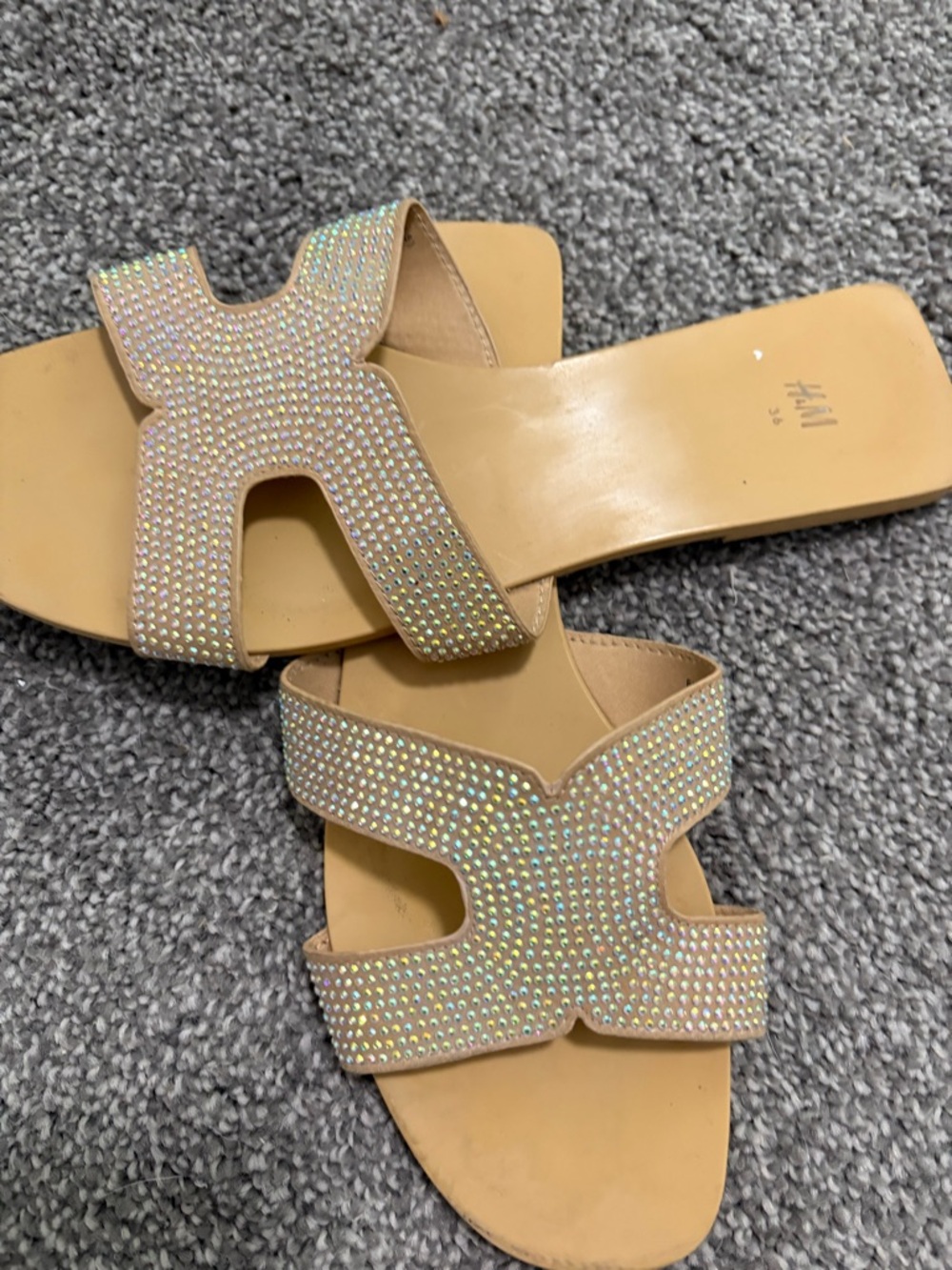 H&M Nude/Tan Rhinestone-Embellished Slide Mules - Picture 3 of 3
